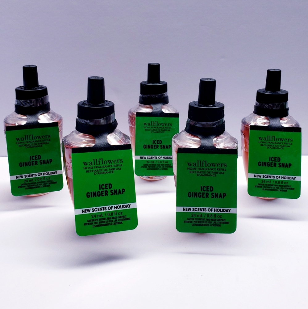Bath & Body Works ICED GINGER SNAP Wallflowers Fragrance Refill (5 pack)